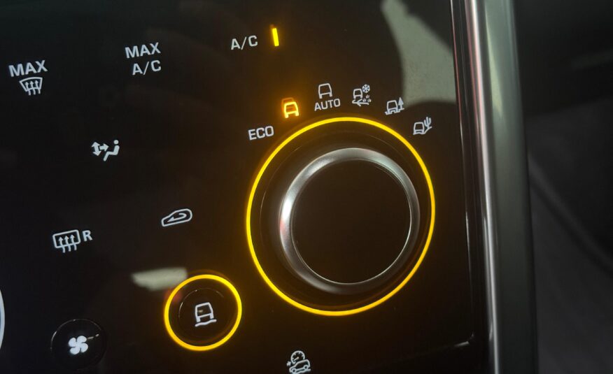 LAND-ROVER Discovery Sport 2.0L TD4 4×4 SE