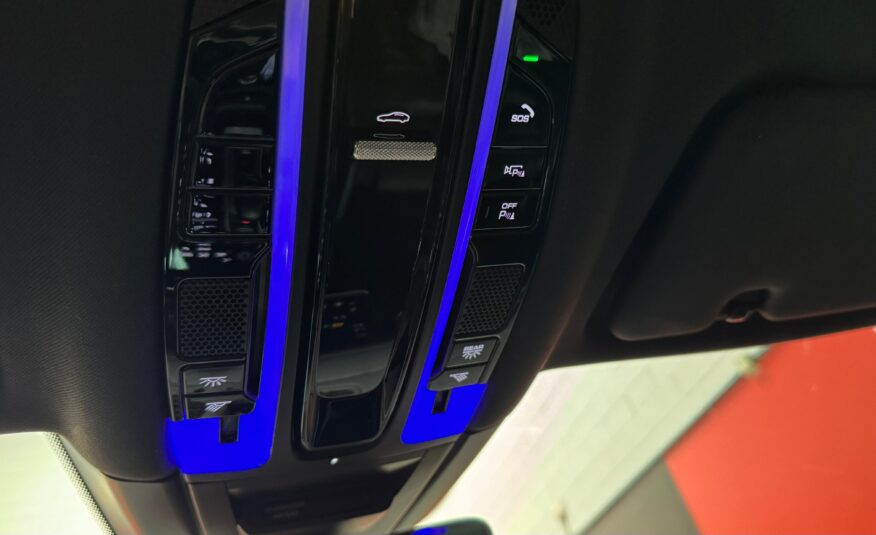 PORSCHE Cayenne Coupé EHybrid Platinum Edition