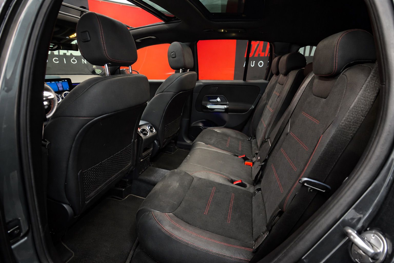 MERCEDES-BENZ GLB GLB 200 d