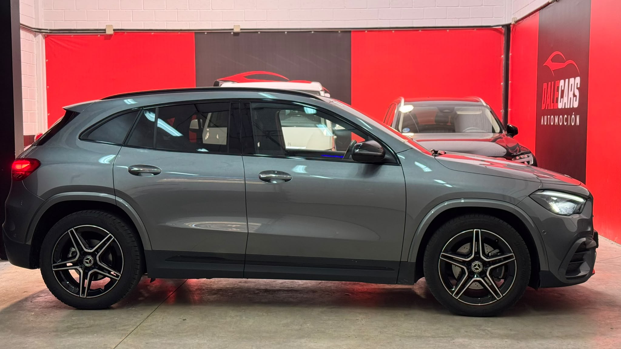 MERCEDES-BENZ GLA GLA 200