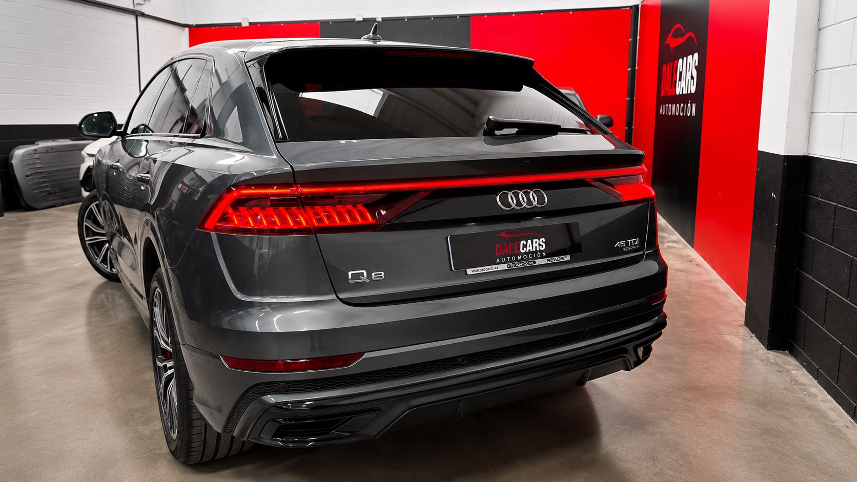AUDI Q8 45 TDI Black L quattro tiptronic