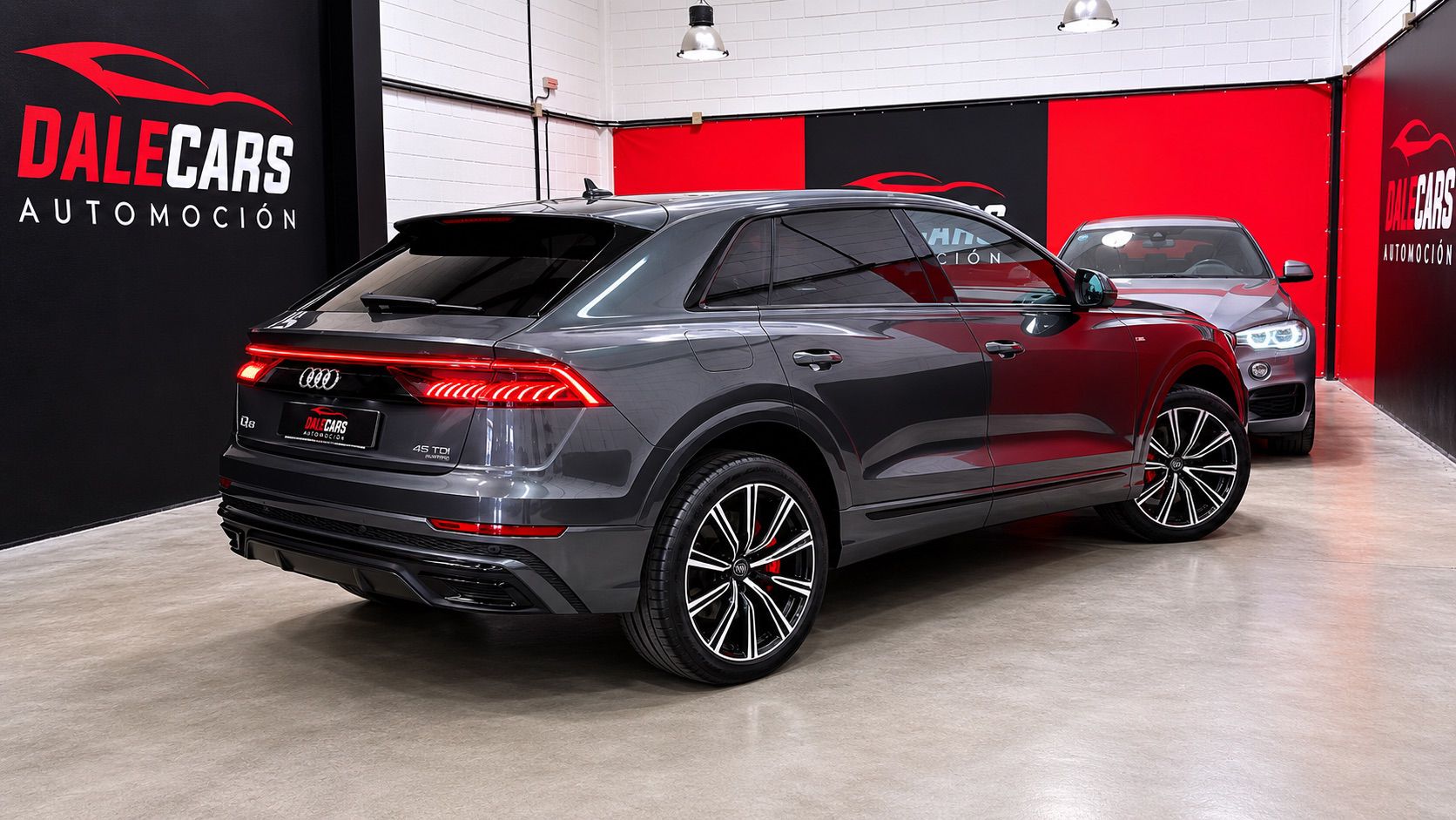 AUDI Q8 45 TDI Black L quattro tiptronic